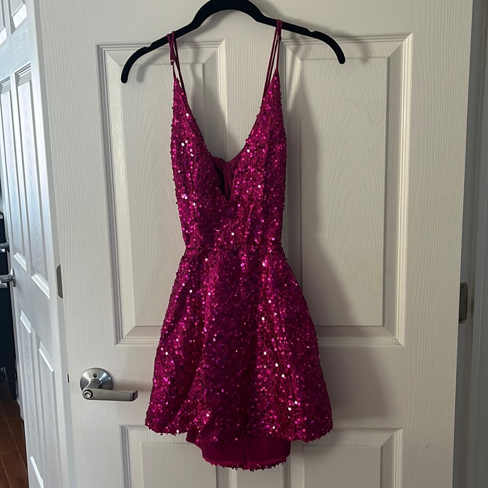 Pink Lucy in the sky homecoming dress. Size:xs